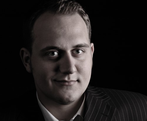 Gunnar Groksch - CEO